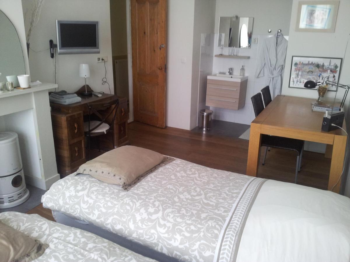 Cessinas Bed & Breakfast Groningen Bagian luar foto