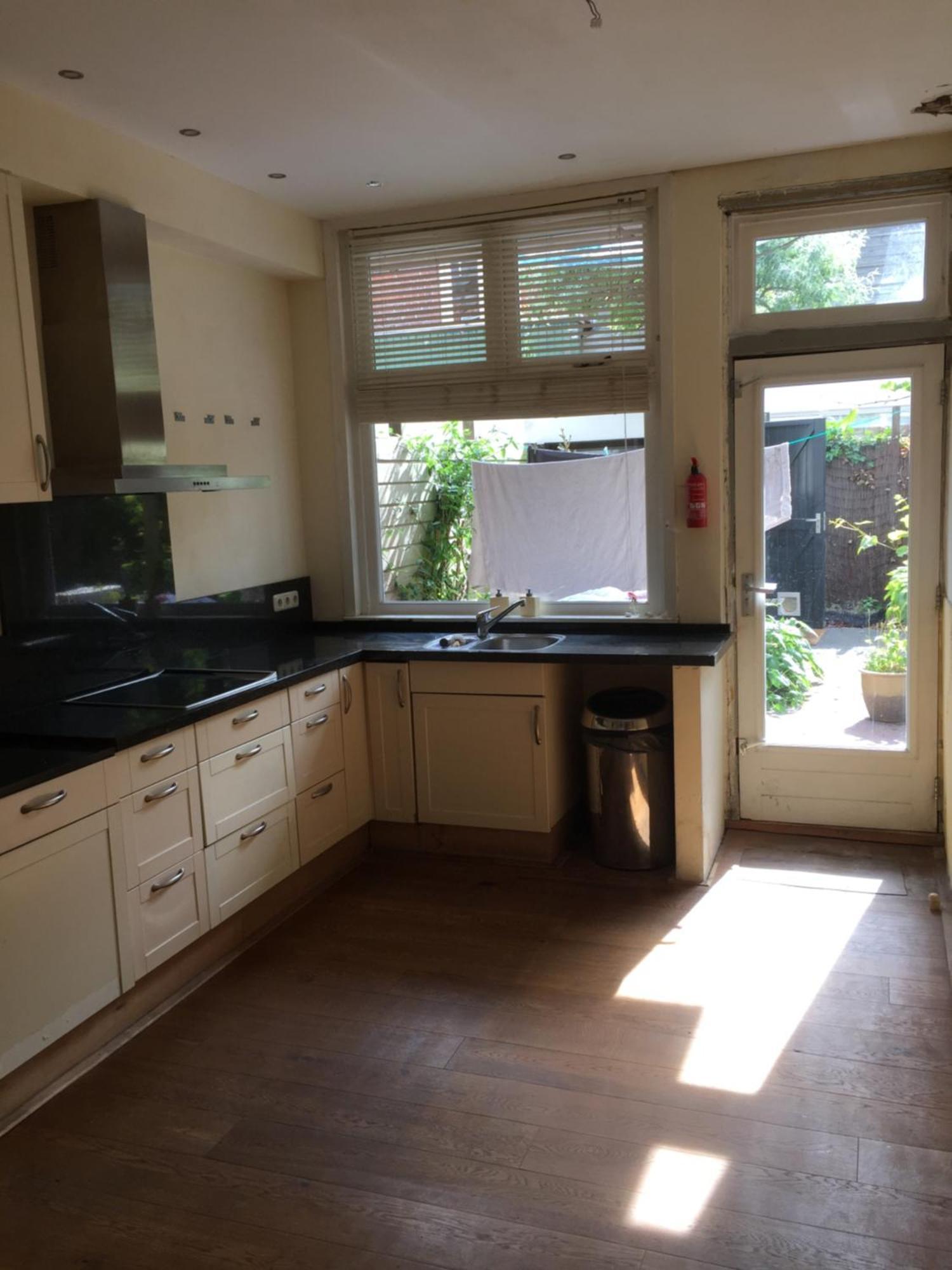 Cessinas Bed & Breakfast Groningen Bagian luar foto